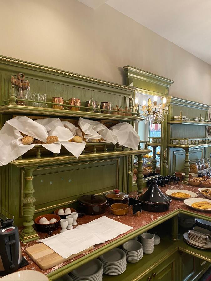 Ebel Boutique Hotel Tirana Kültér fotó