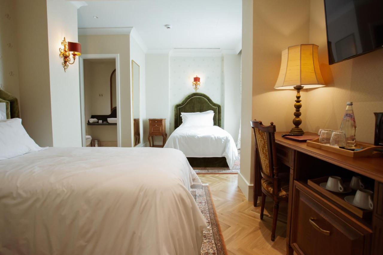Ebel Boutique Hotel Tirana Kültér fotó