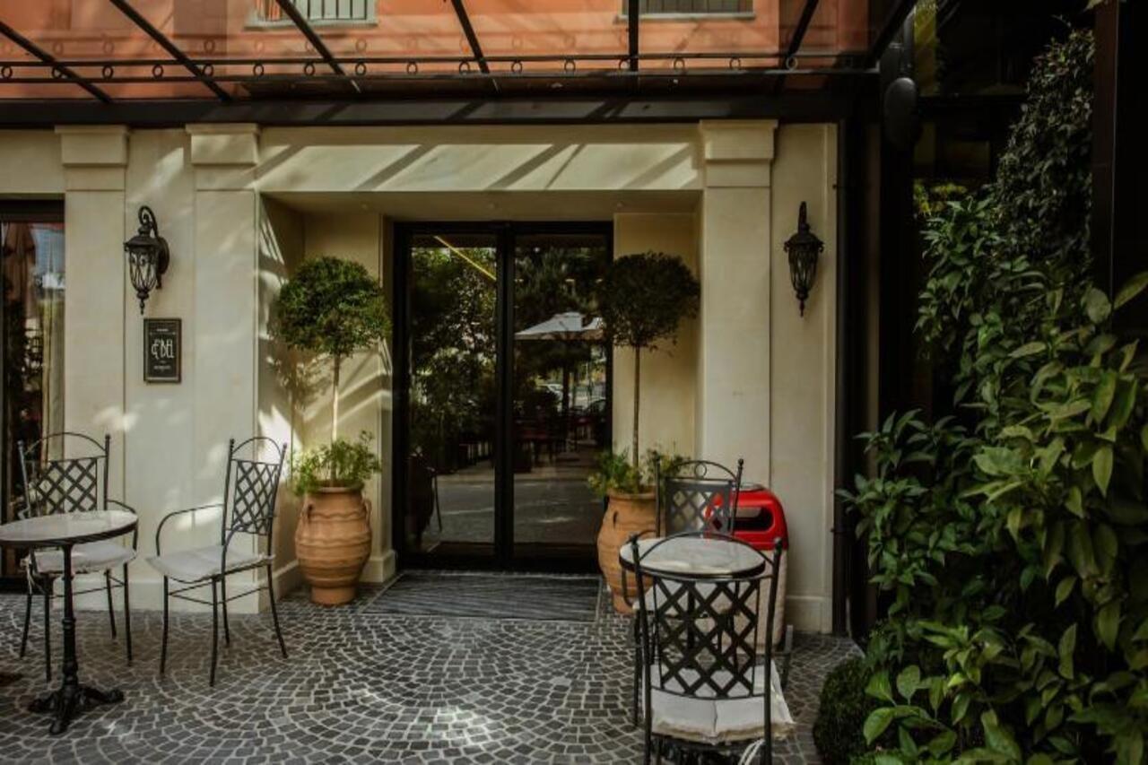 Ebel Boutique Hotel Tirana Kültér fotó